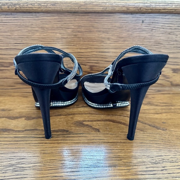 Stuart Weitzman Black Satin Strappy Stiletto 8.5 NWOB - Picture 5 of 7